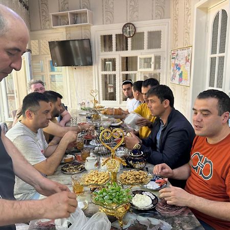Bruce Hostel Душанбе Экстерьер фото