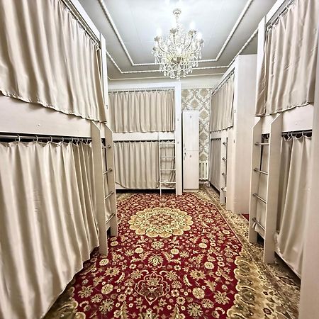Bruce Hostel Душанбе Экстерьер фото