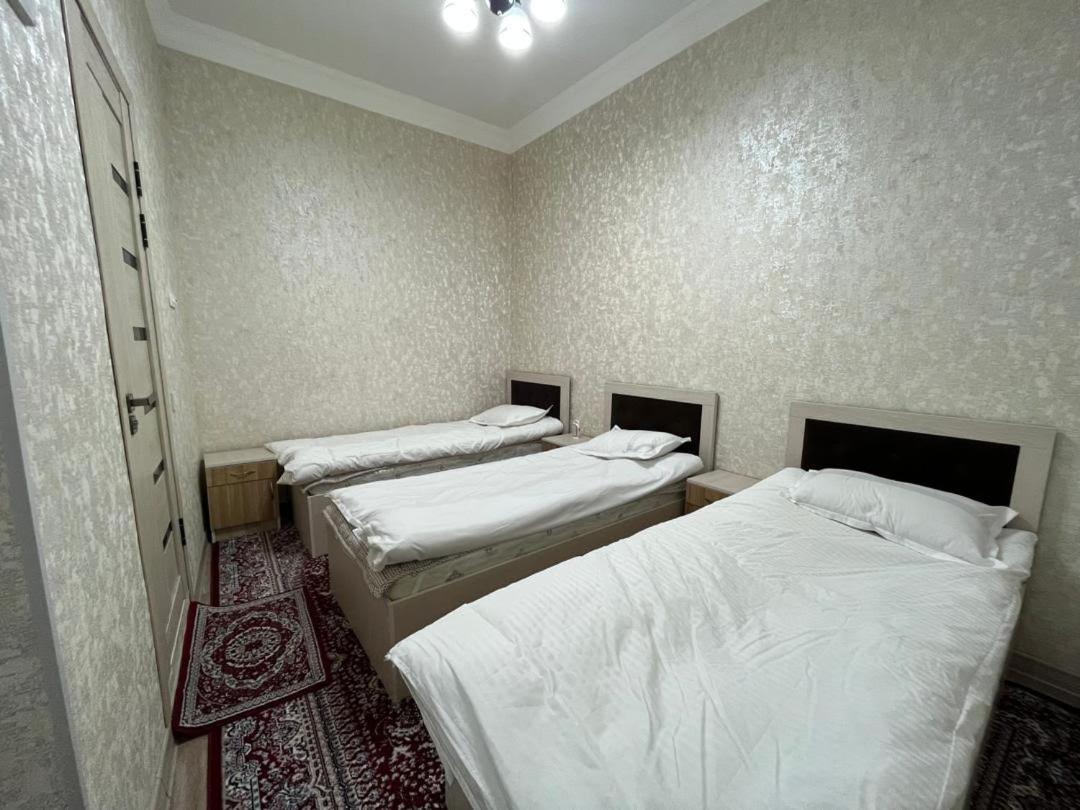 Bruce Hostel Душанбе Экстерьер фото